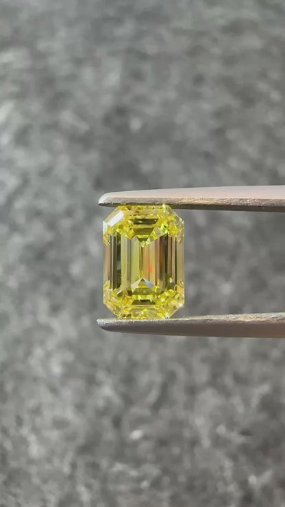 HPHT Lab Grown Yellow Color Diamonds Emerald Cut 0.5ct~5.0ct VVS/VS With IGI Certificate